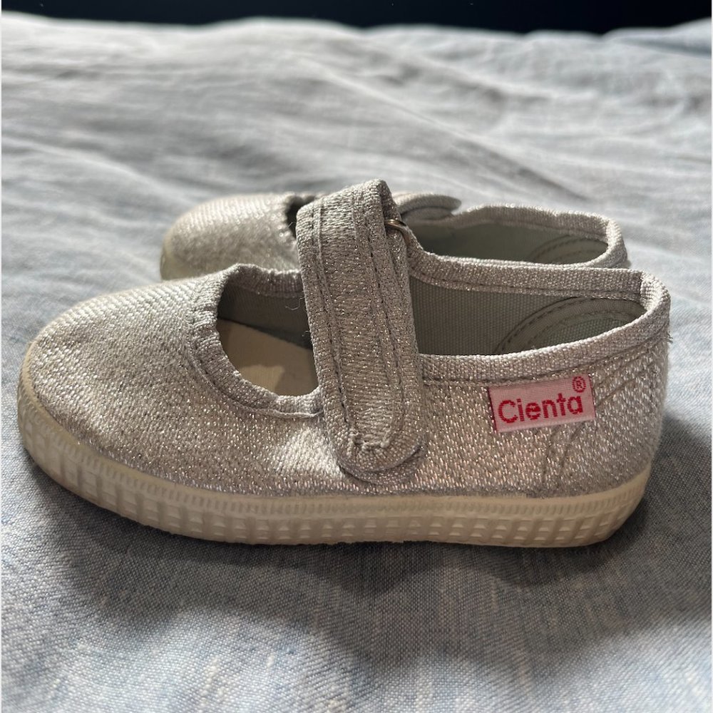 Cienta Silver Metallic Toddler Mary Janes